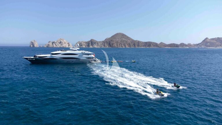 Motor Yacht CHAMPAGNE SEAS