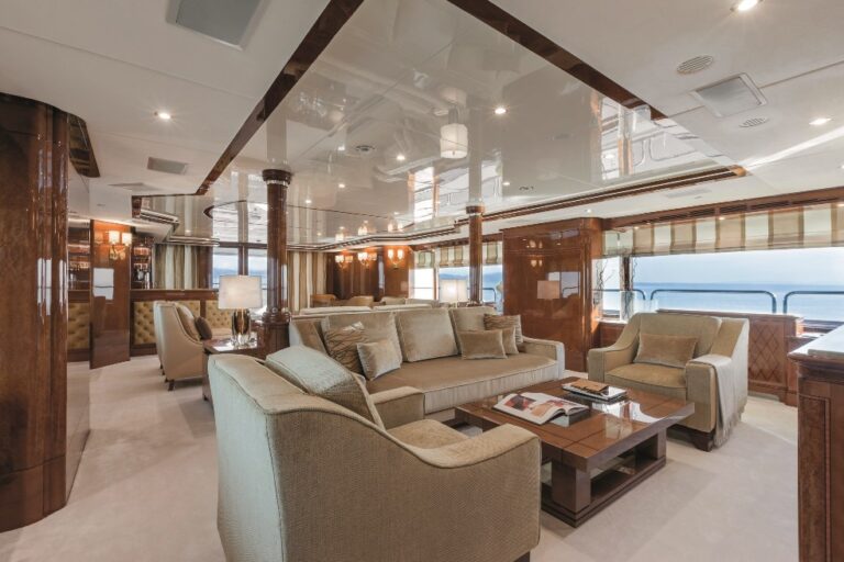 Motor Yacht CHECKMATE. -  Main Salon side view