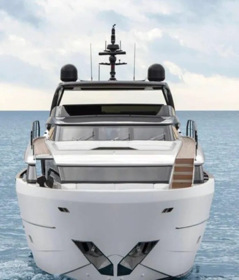 Motor Yacht DANLOU
