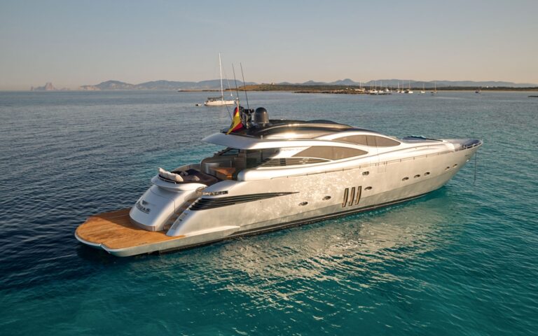 Motor Yacht DANZAS