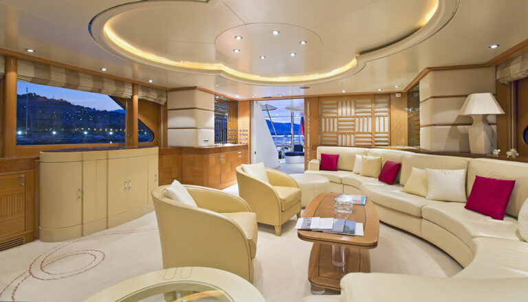 Motor Yacht DESAMIS B - Salon