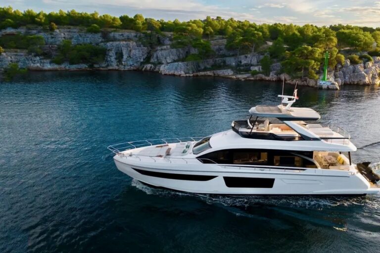 Motor Yacht DONNA