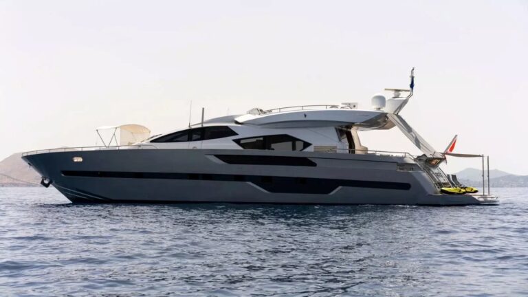 Motor Yacht ELEVEN I