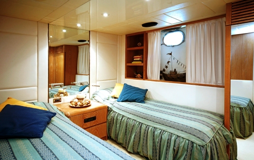 Motor Yacht ERATO -  Twin