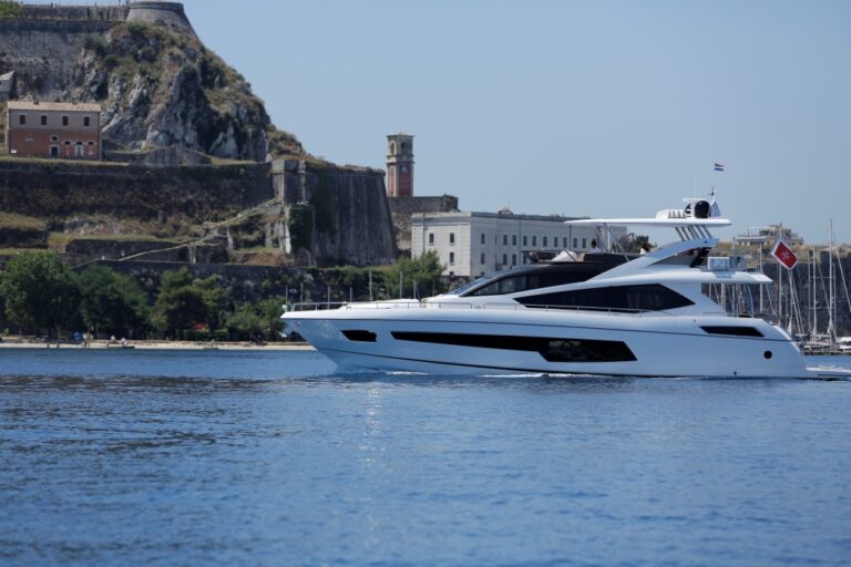 Motor Yacht FINEZZA - Profile