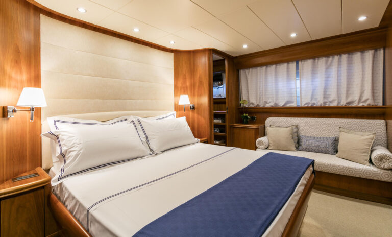 Motor Yacht GORGEOUS - 008