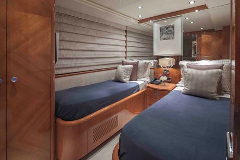 Motor Yacht GRAND BAROSSA - Twin Cabin