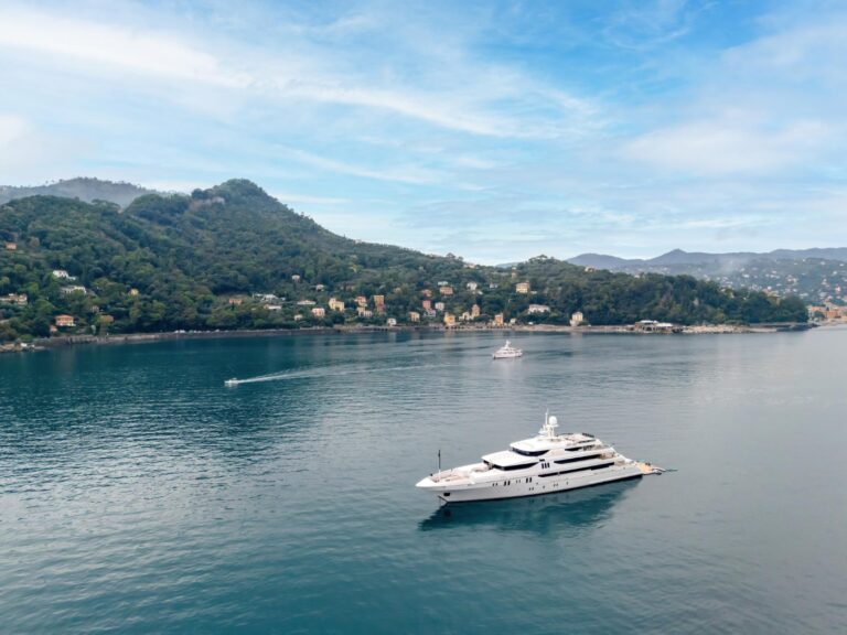 Motor Yacht JOIA THE CROWN JEWEL