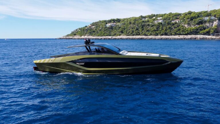 Motor Yacht KIKI