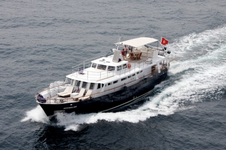 Motor Yacht BLACK PEPPER
