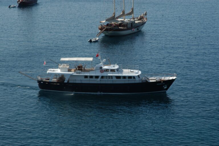 Motor Yacht BLACK PEPPER