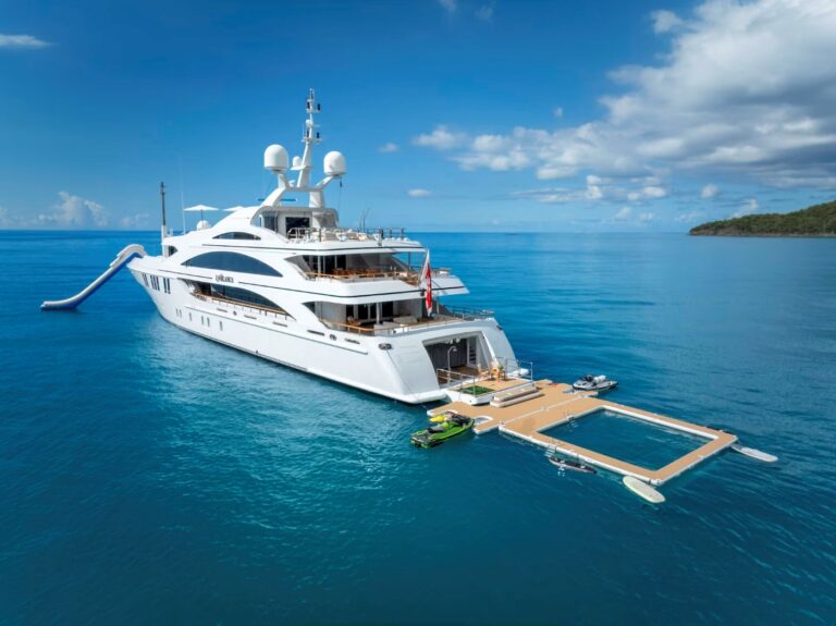 Motor Yacht LA BLANCA