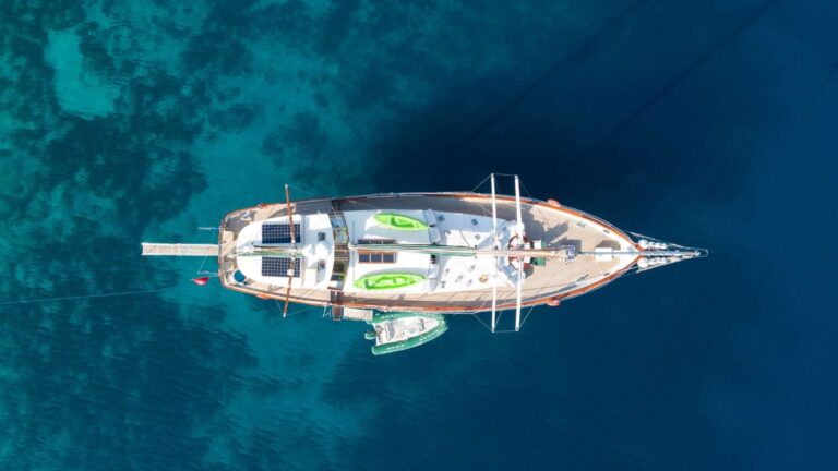 Motor Yacht LADY FREYA