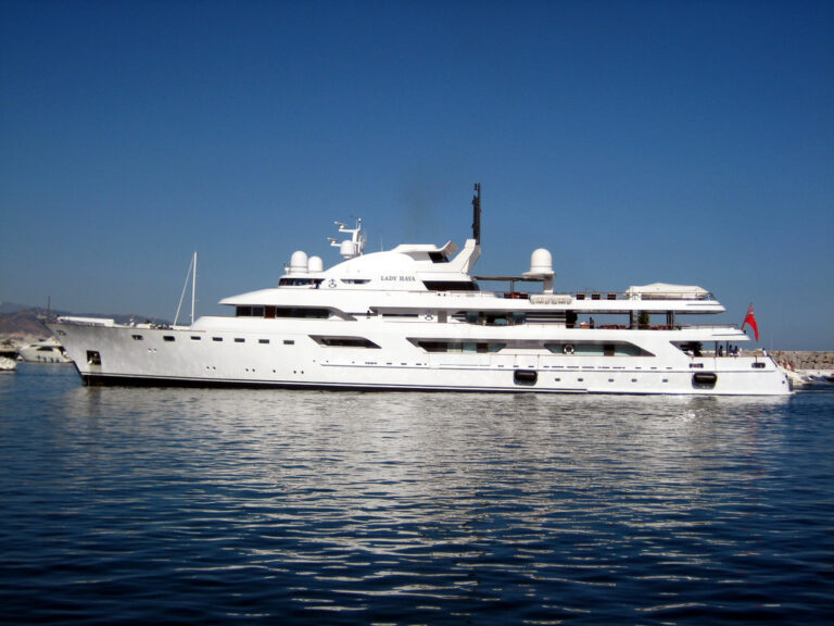 Motor Yacht LADY HAYA - Mitsubishi