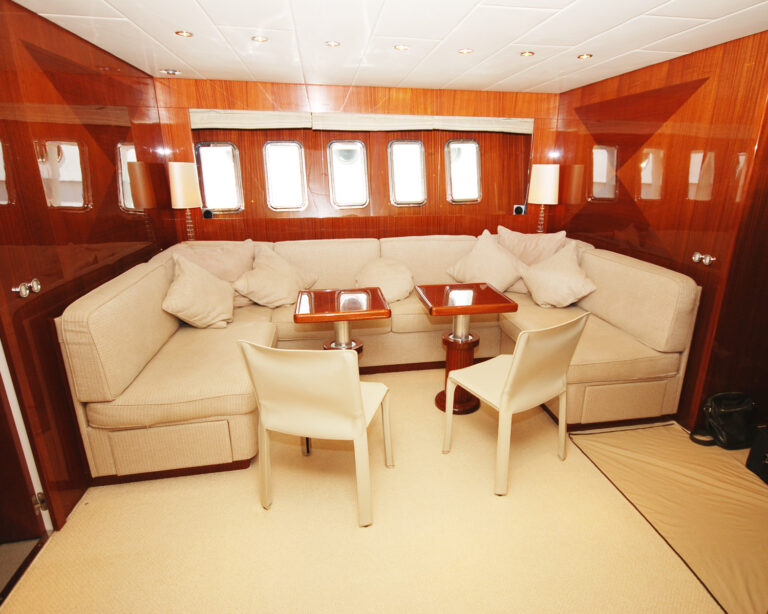 Motor Yacht LADY SPLASH - Lower salon