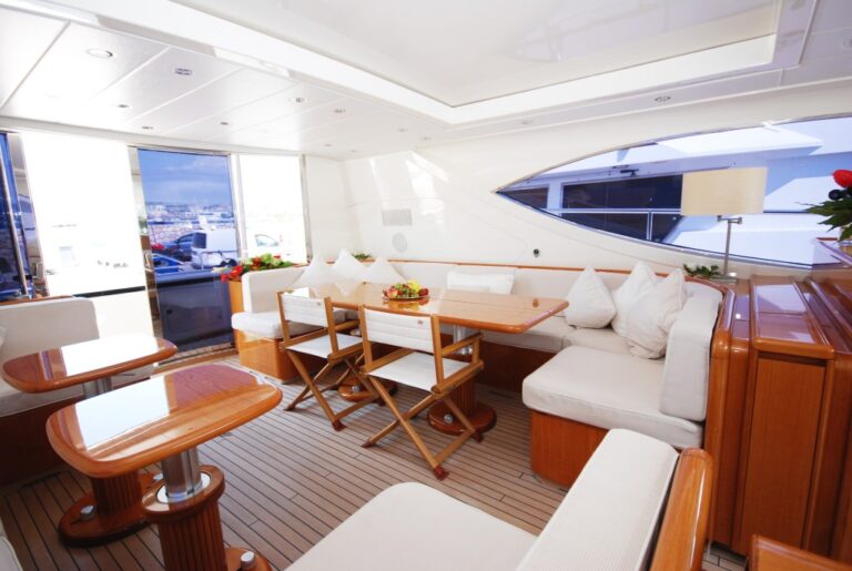 Motor Yacht LADY SPLASH - Upper salon
