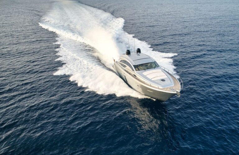 Motor Yacht LEGENDARY