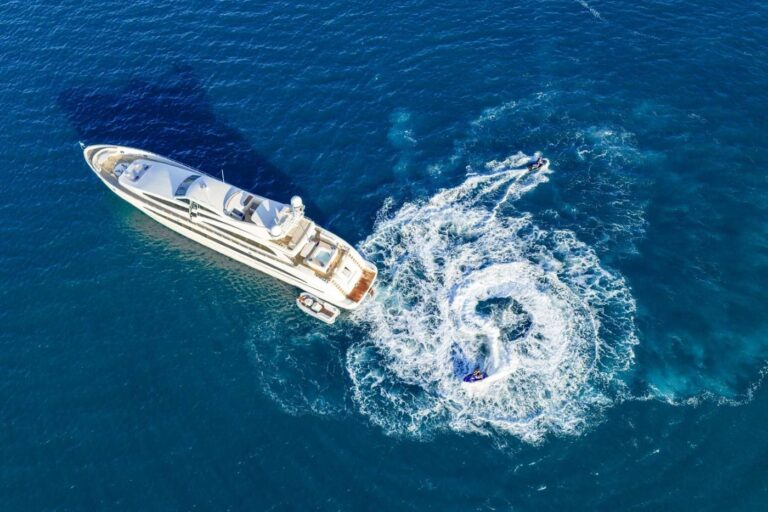 Motor Yacht LIBERDADE