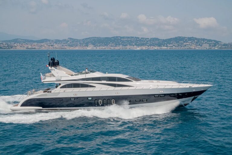 Motor Yacht LOVE BOAT
