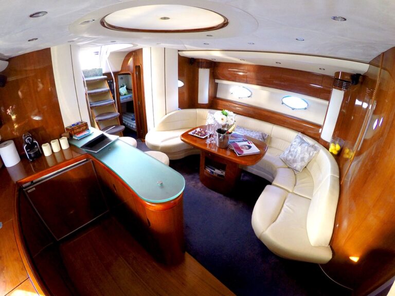 Motor Yacht MANZANA - Salon