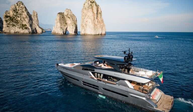 Motor Yacht  MY LIFE FIVE II