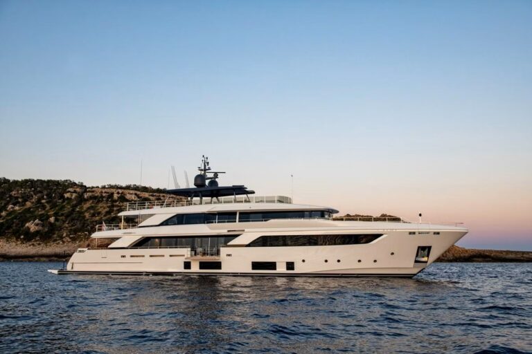 Motor Yacht PALOMA