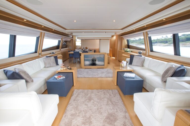 Motor Yacht SANS ABRI - Salon