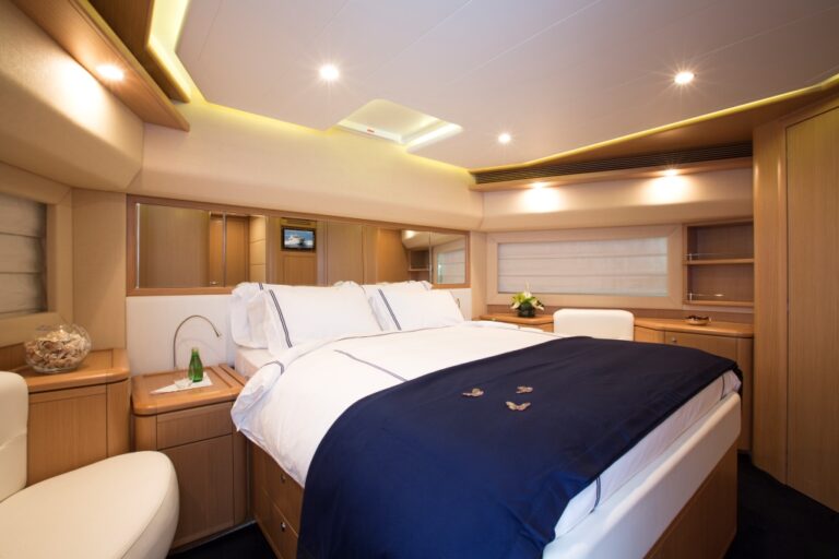 Motor Yacht SANS ABRI - VIP cabin
