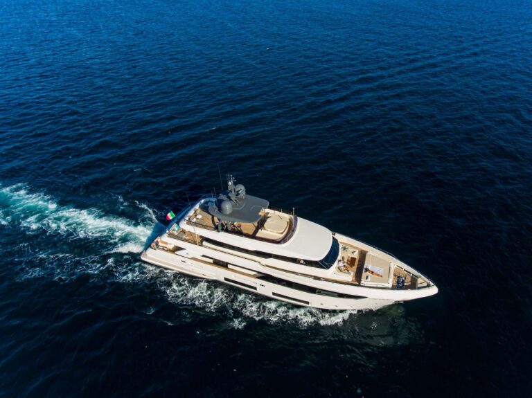Motor Yacht SOUTH
