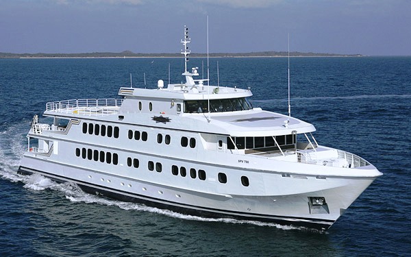 Motor Yacht True North Cruising
