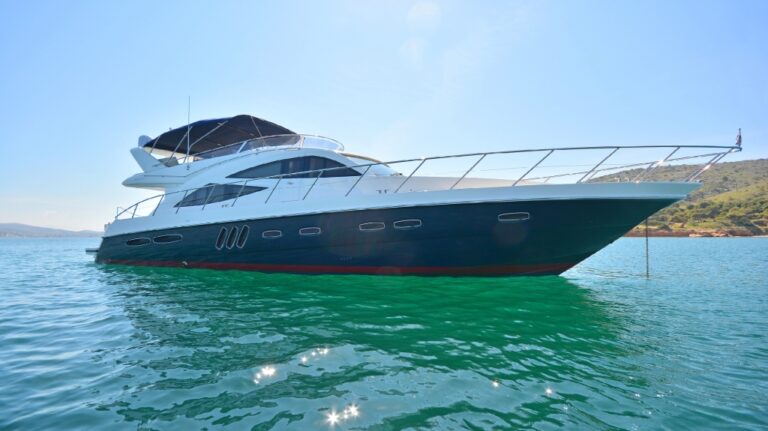 Motor Yacht WAVE MASTER - 002