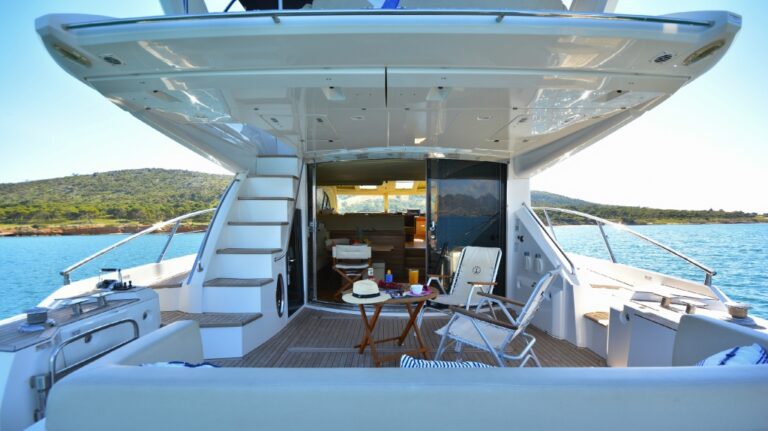 Motor Yacht WAVE MASTER - 006