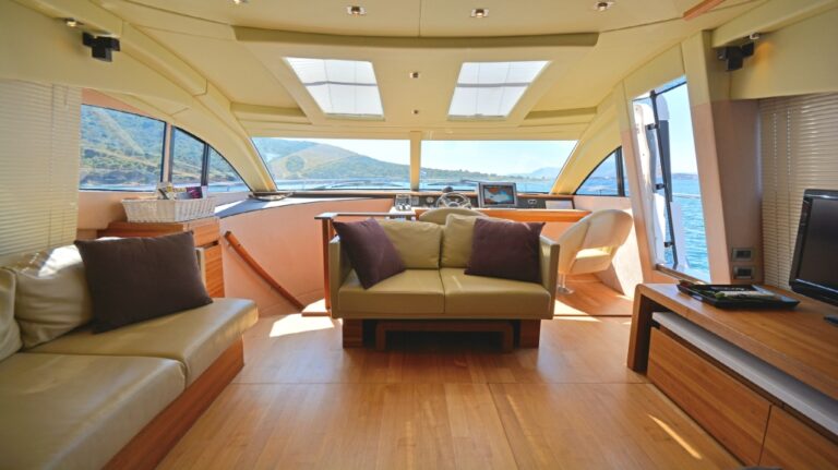 Motor Yacht WAVE MASTER - 013