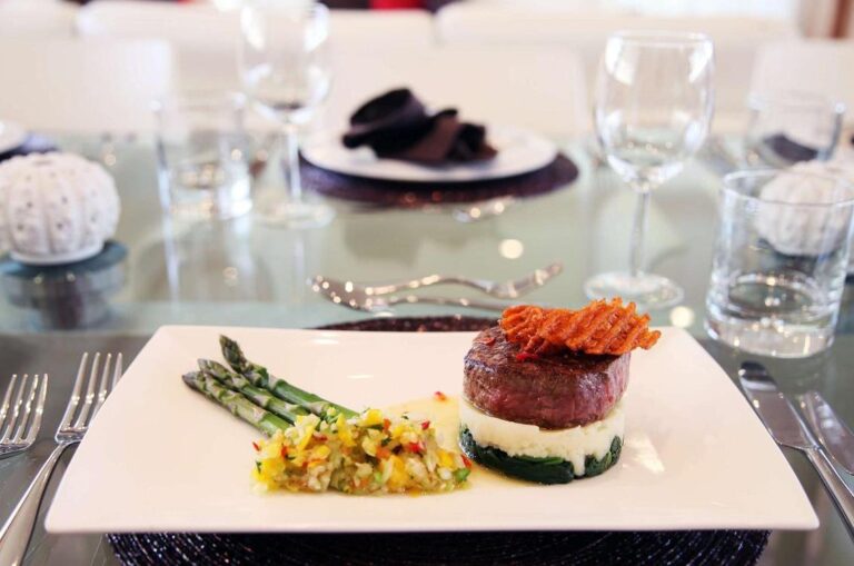 Motor Yacht ZIACANAIA - Fine Cuisine