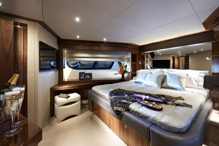 Motor yacht AQUA LIBRA - 012