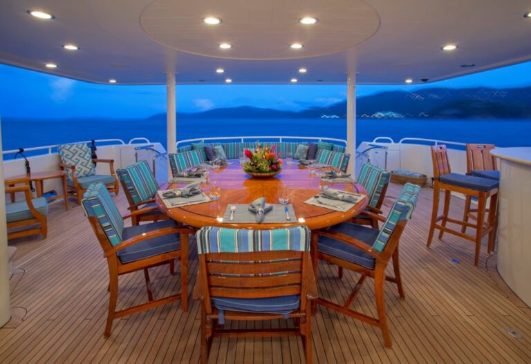 Motor yacht ARIOSO - Alfresco dining
