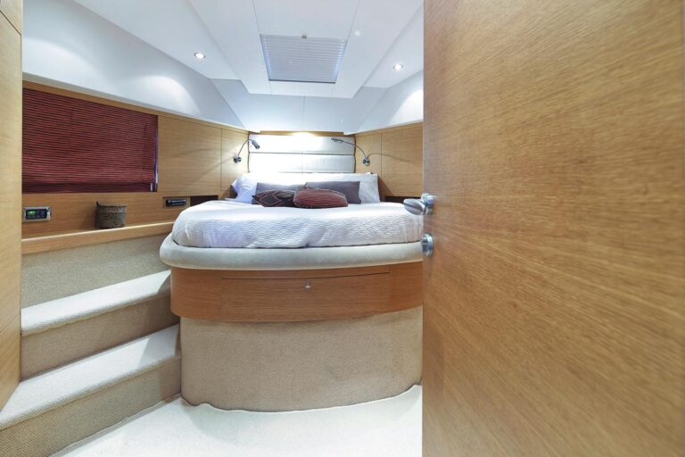 Motor yacht ARWEN - VIP view