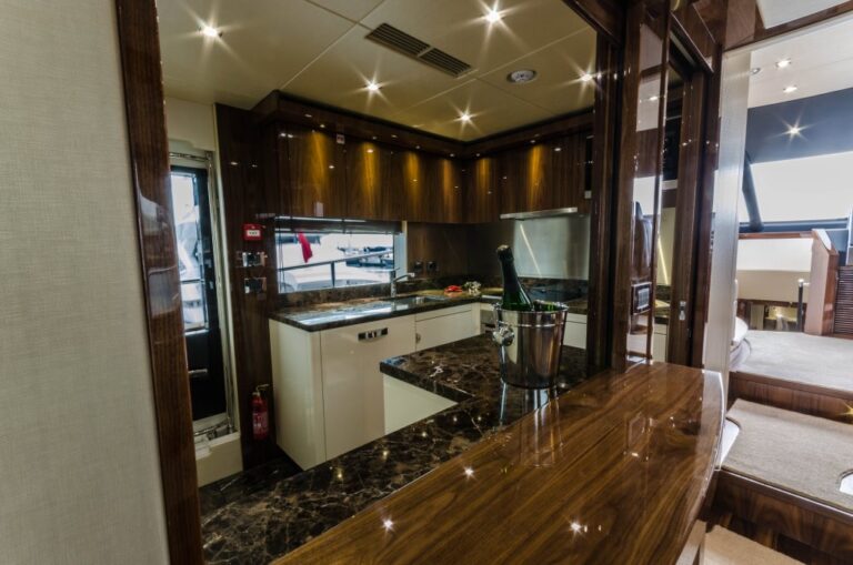 Motor yacht AUTUMN -  Galley