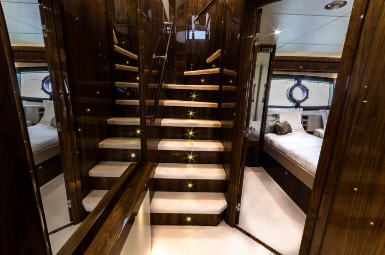 Motor yacht AUTUMN -  Stairs