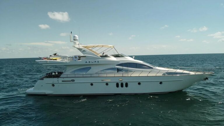 Motor Yacht AZURE