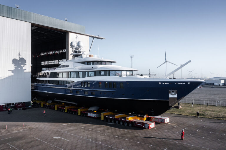 Motor Yacht Amels 24207