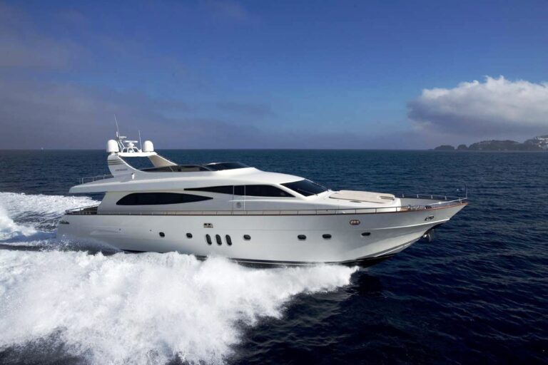 Motor yacht Anassa -  Cruising
