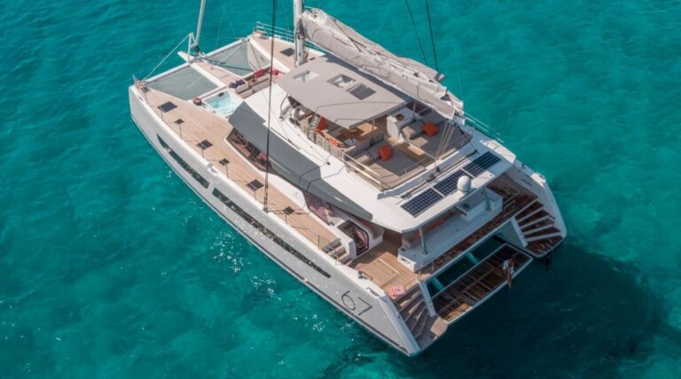 Motor Yacht BLUESATION