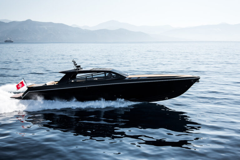 Motor Yacht CARA MONTANA