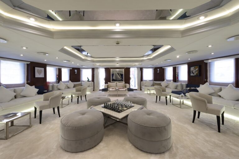 Motor yacht CHAKRA - Salon