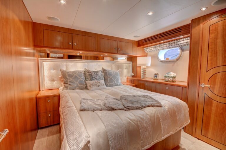 Motor yacht CRESCENDO - Double cabin 2
