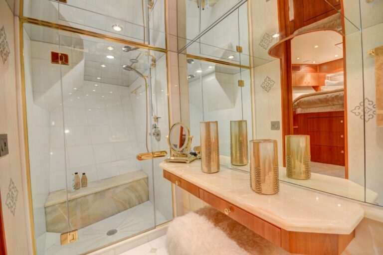 Motor yacht CRESCENDO - VIP ensuite