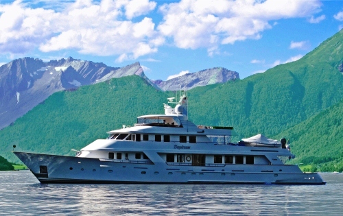 Motor yacht DAYDREAM -  In Norway