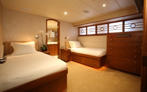 Motor yacht DAYDREAM -  Starboard Twin Cabin