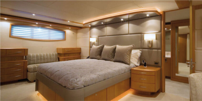 Motor yacht Don Carlo -  Master cabin